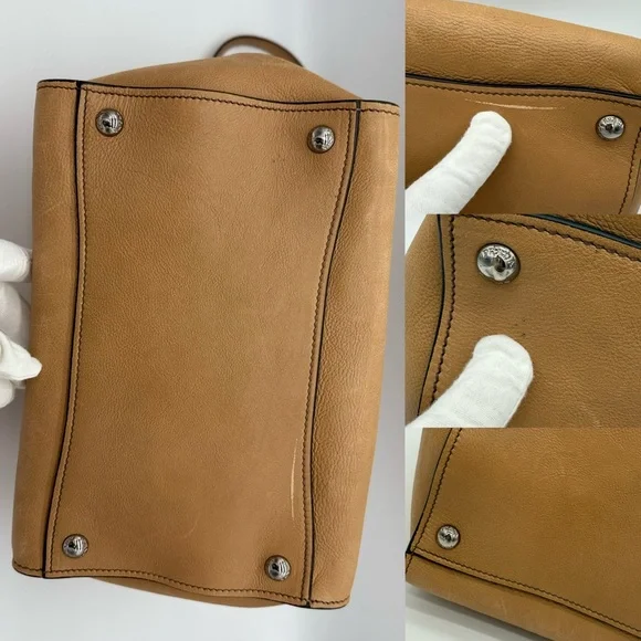 Authentic Prada light brown Calfskin leather tote - Picture 6 of 15